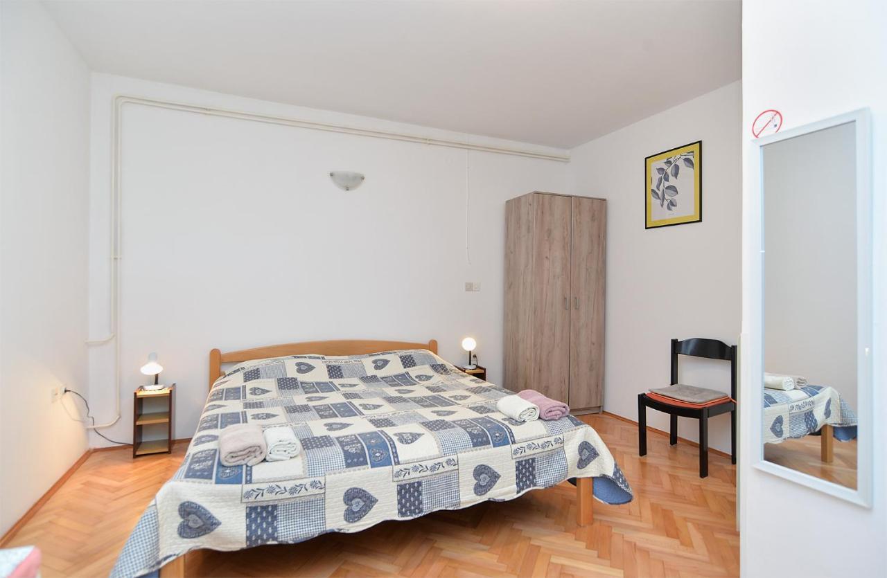 Rooms Veli Vrh 2208 Pula Exteriér fotografie