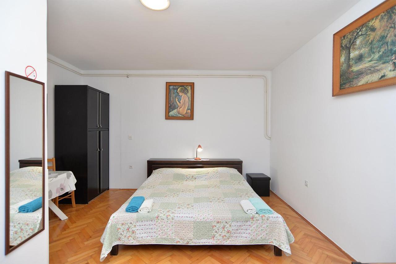 Rooms Veli Vrh 2208 Pula Exteriér fotografie